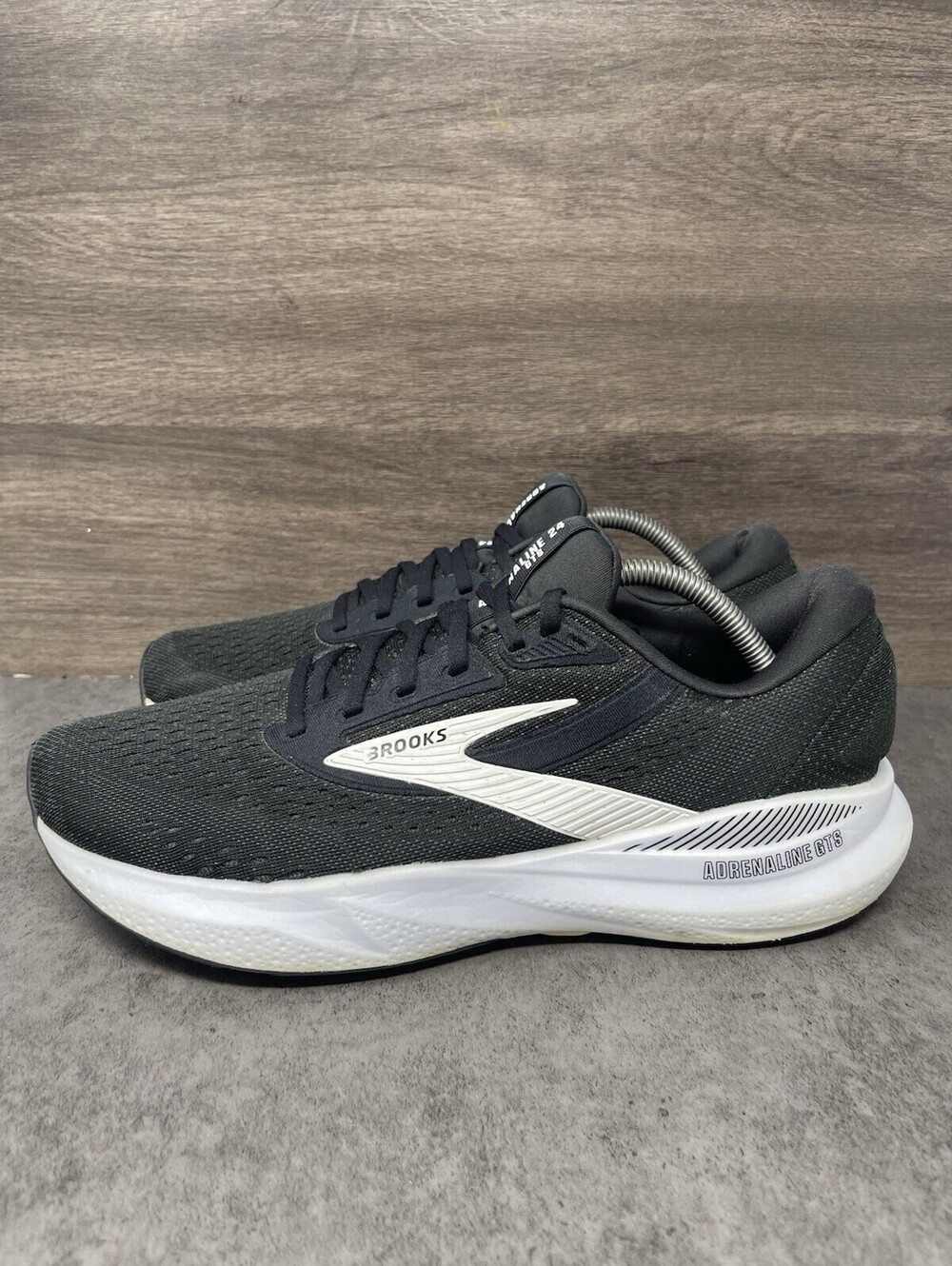 Brooks Adrenaline GTS 24 Size 10 Mens Black White Stability Running Shoes